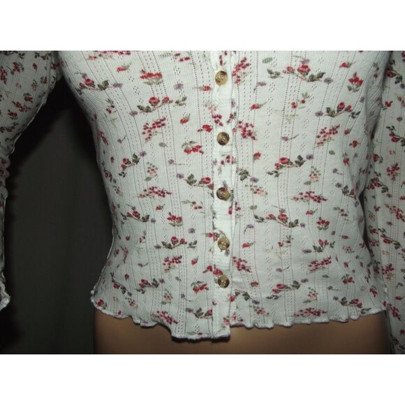Rue21 Blouse Jr XS White rosebud floral pink ribbed v-neck knit top shirt cotton - Picture 7 of 12